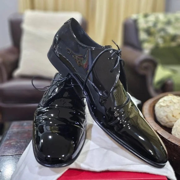 Poshmark top ferragamo shoes